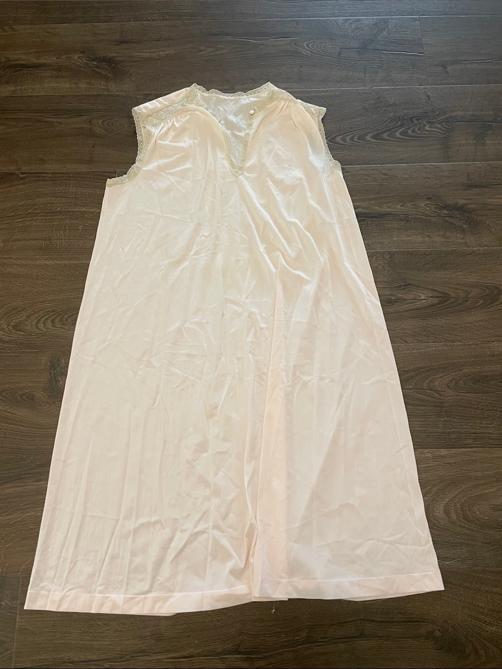 Vintage Miss Elaine Light Pink Lace-Trim Nightgown, Size Medium